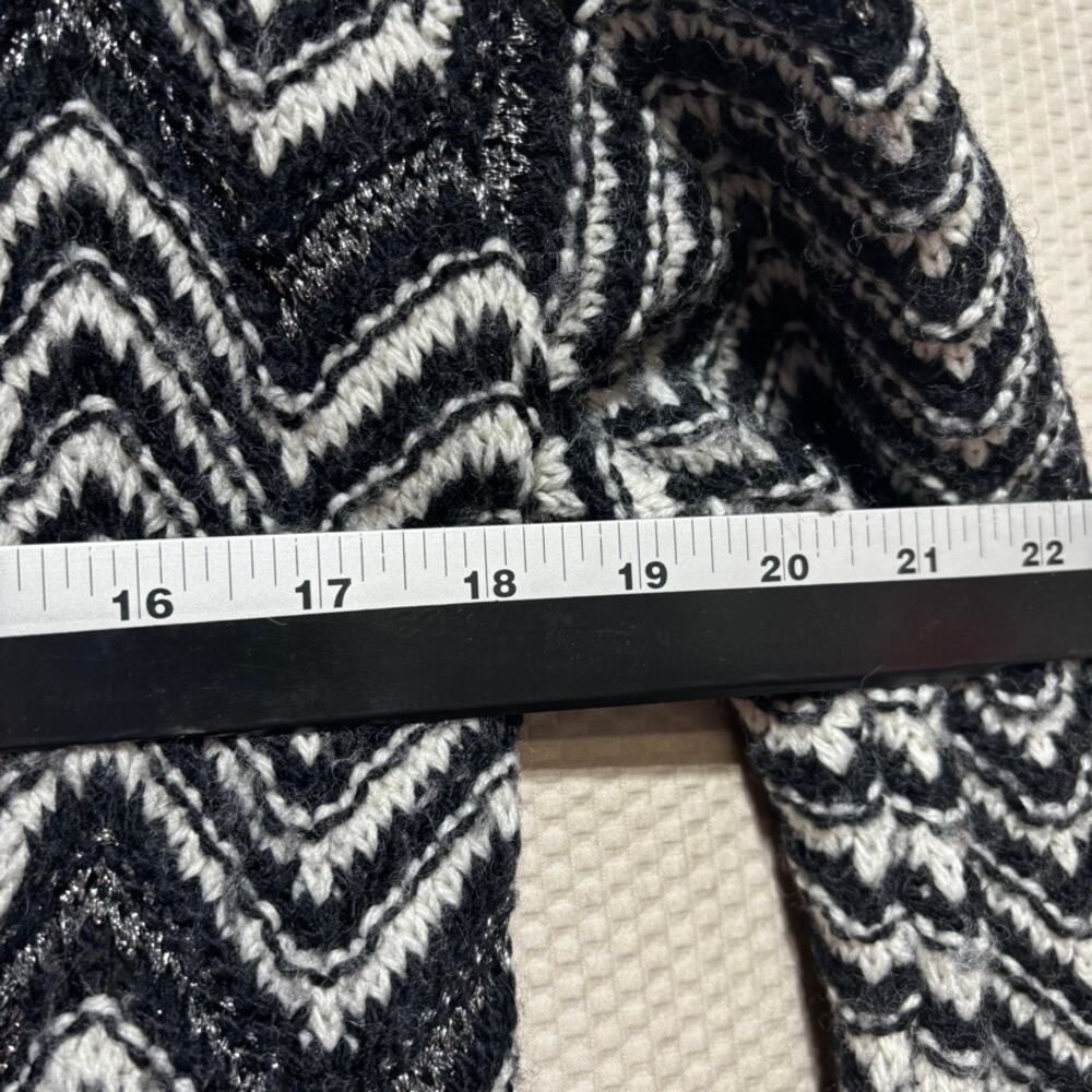 Laura Ashley Black White Chevron Knit Cardigan Size M Metallic Accents - Picture 7 of 9